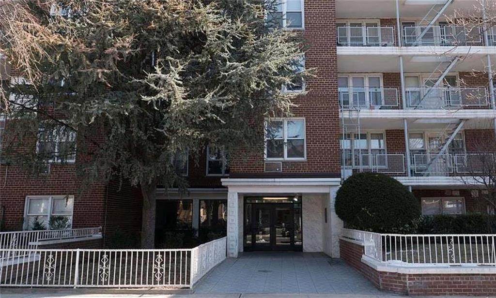 2035 East 7th Street - Photo 1