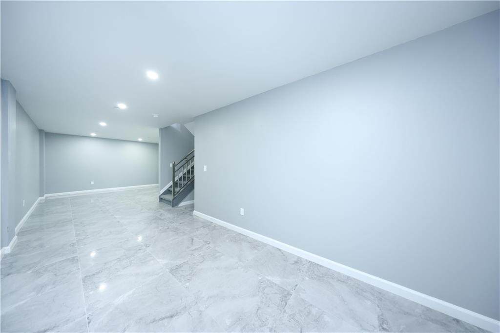 1725 68th Street - Photo 1