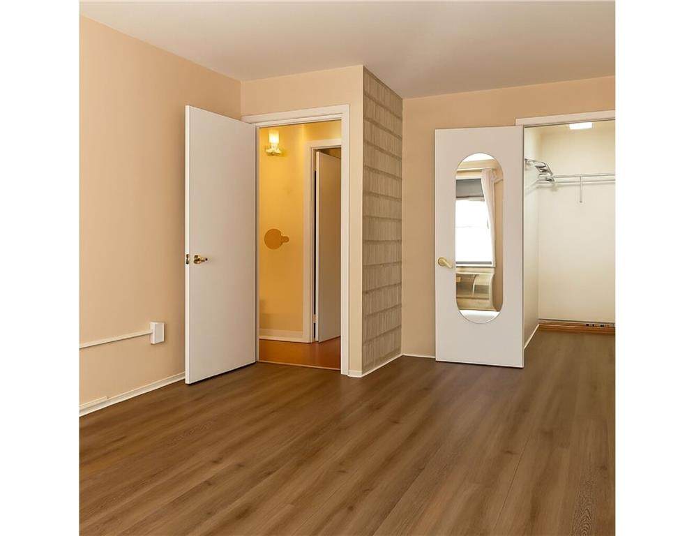 https://bt-photos.global.ssl.fastly.net/brooklyn/orig_boomver_1_496011-2.jpg