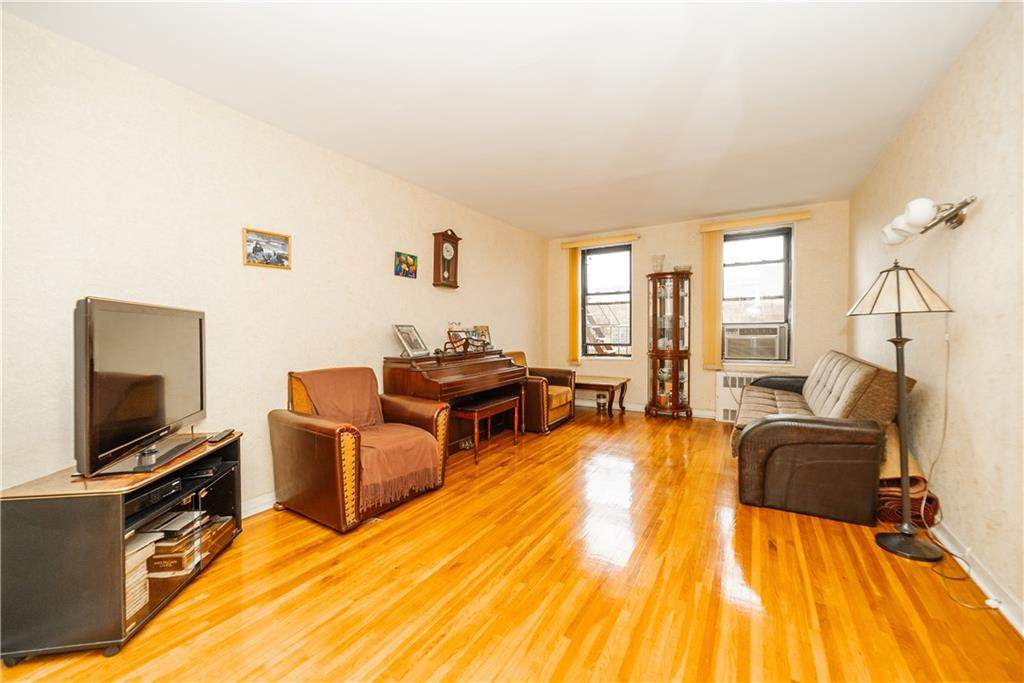 https://bt-photos.global.ssl.fastly.net/brooklyn/orig_boomver_1_496233-2.jpg