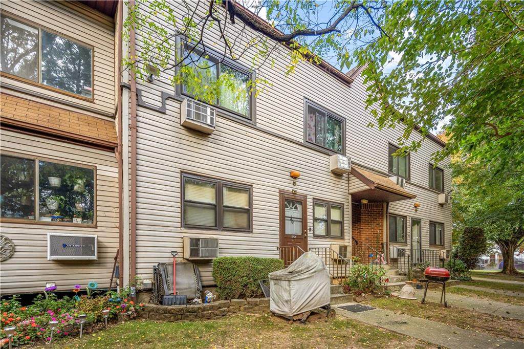 360 Barlow Avenue - Photo 1