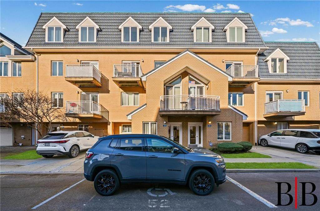 1513 Royce Street - Photo 1