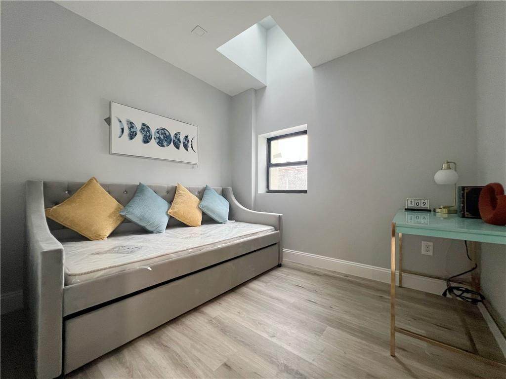 https://bt-photos.global.ssl.fastly.net/brooklyn/orig_boomver_1_498229-2.jpg
