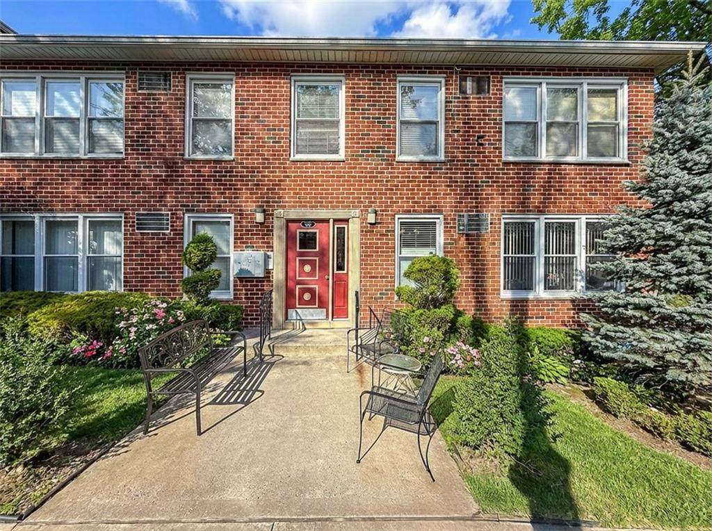 485 Armstrong Avenue - Photo 1