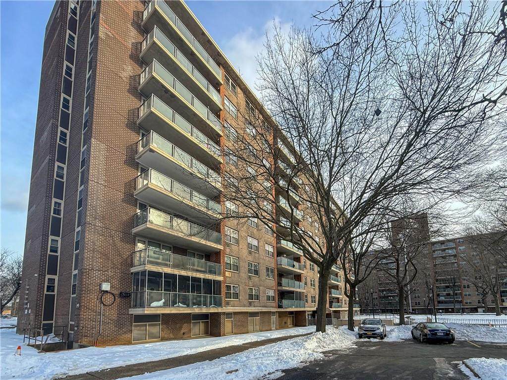 400 Cozine Avenue - Photo 1