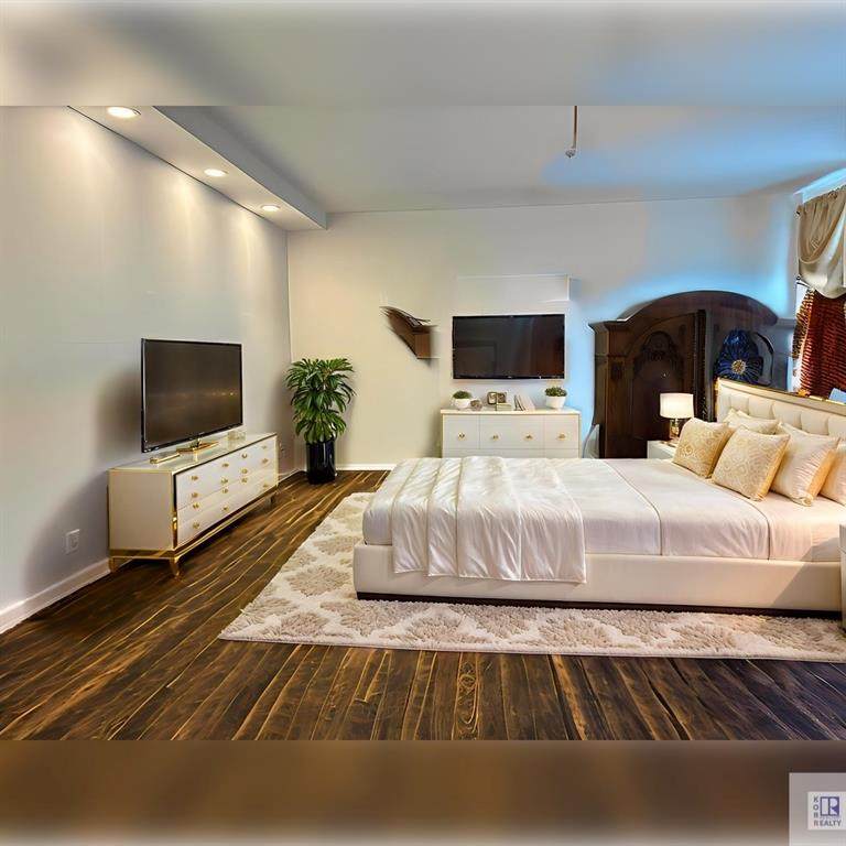 https://bt-photos.global.ssl.fastly.net/brooklyn/orig_boomver_1_498799-2.jpg