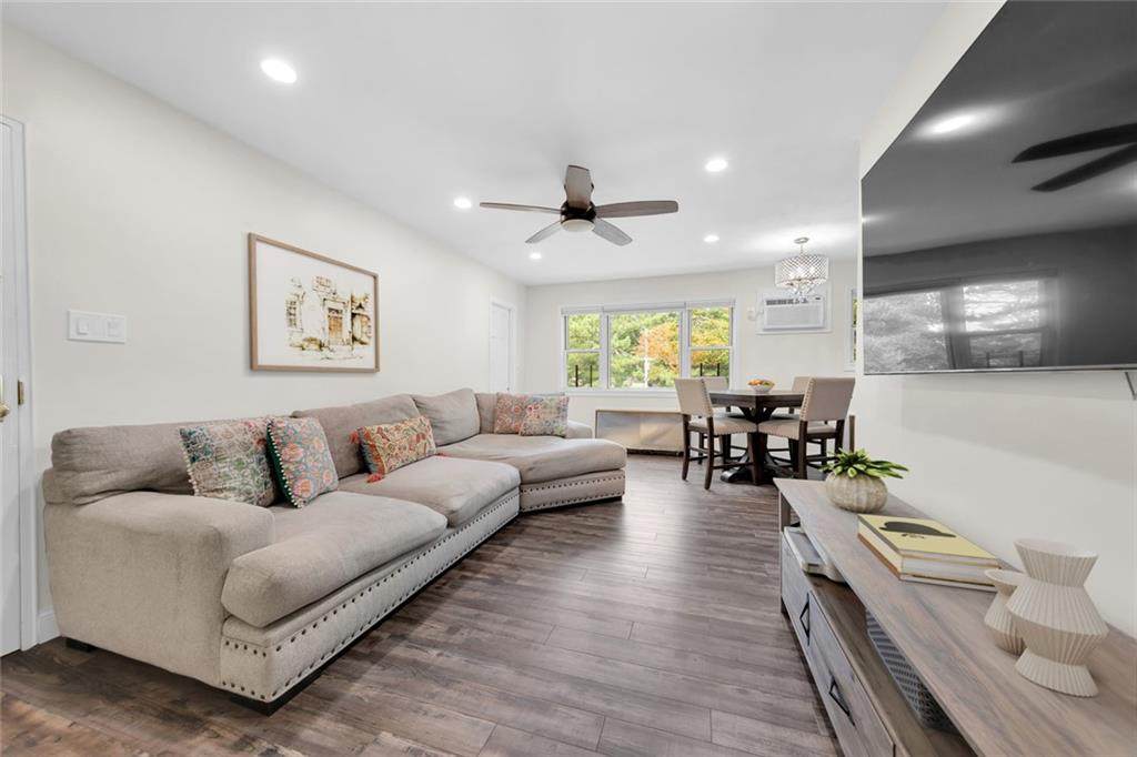 349 Bay 8th Street - Photo 1