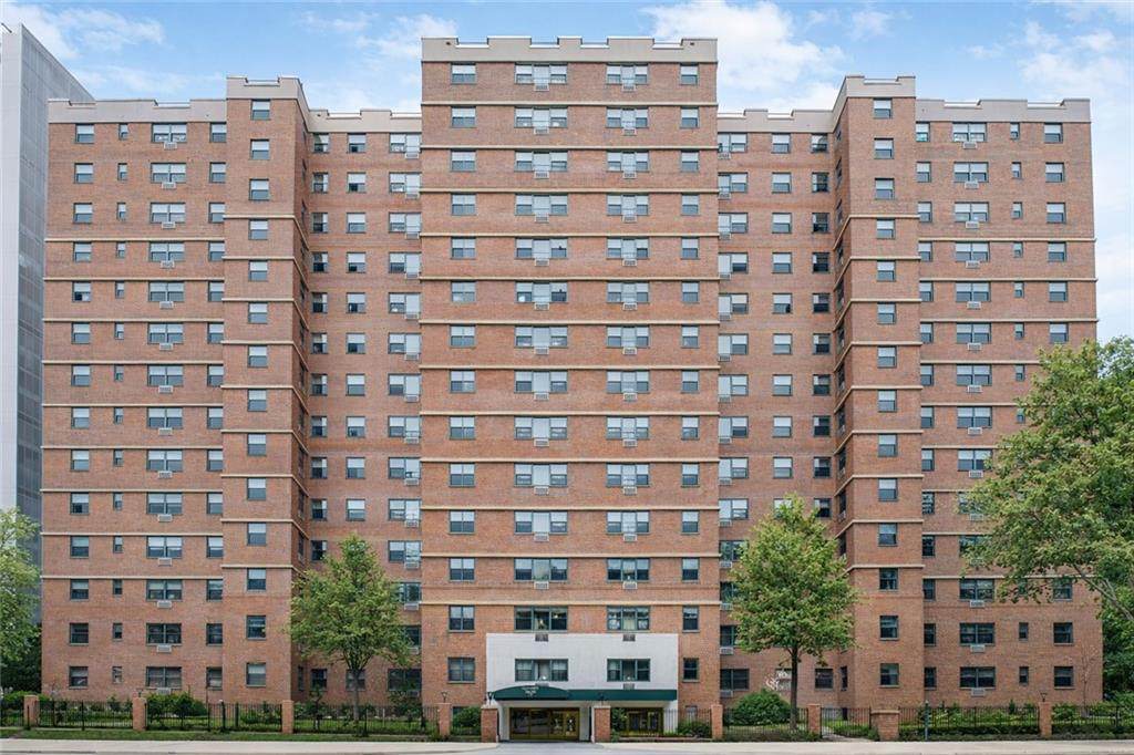 175 Willoughby Street - Photo 1