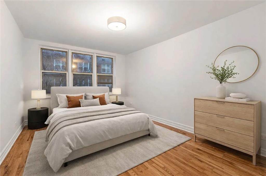 720 32nd Street - Photo 1