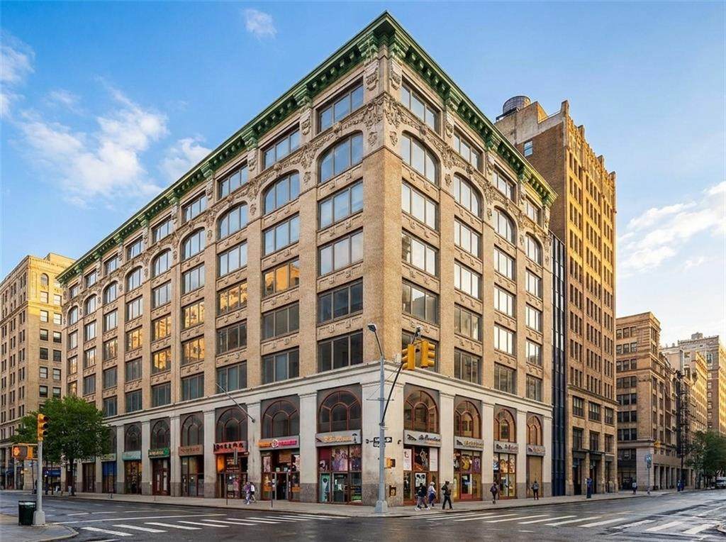 139 Centre Street - Photo 1