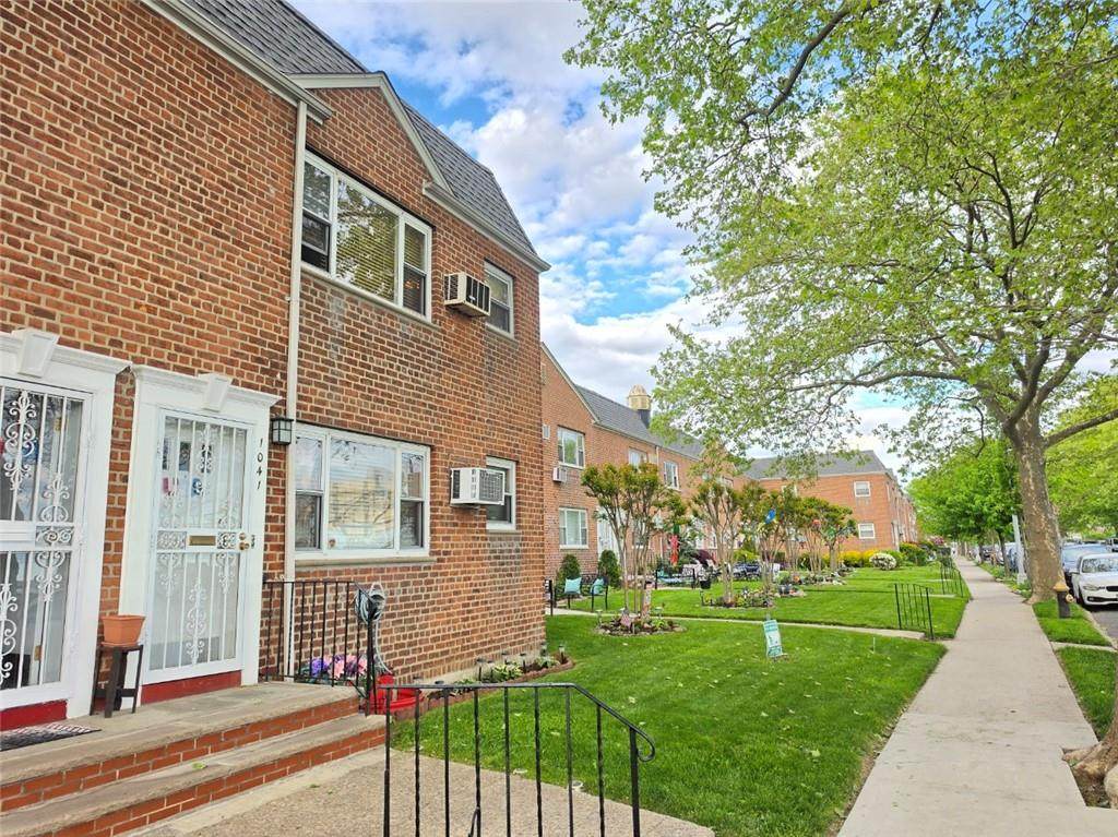 1041 Shore Parkway - Photo 1