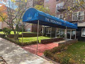 2580 Ocean Parkway - Photo 1