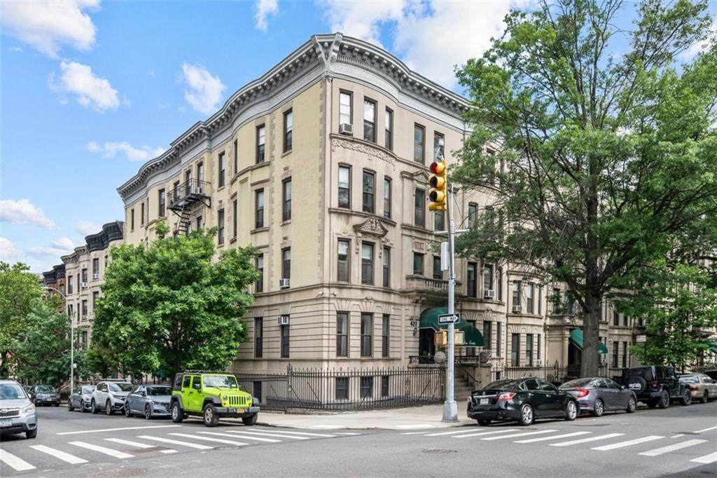 531 5th Street - Photo 1