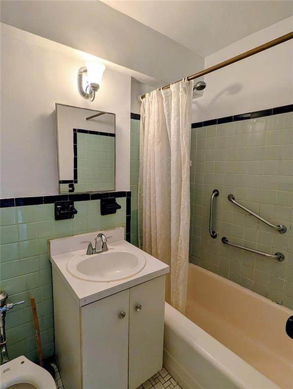 https://bt-photos.global.ssl.fastly.net/brooklyn/orig_boomver_1_502474-2.jpg