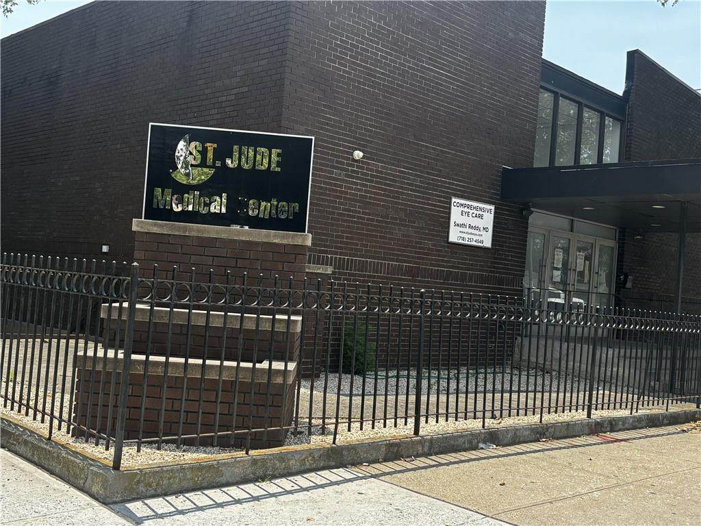 https://bt-photos.global.ssl.fastly.net/brooklyn/orig_boomver_1_502836-2.jpg