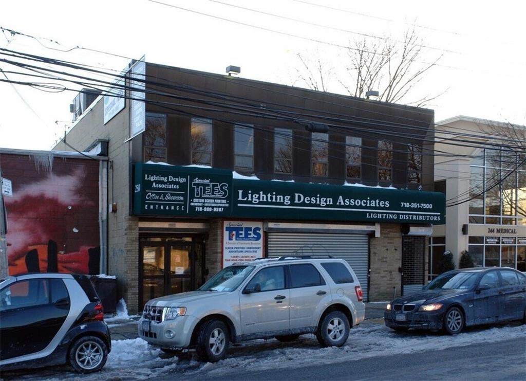250 Buel Avenue - Photo 1