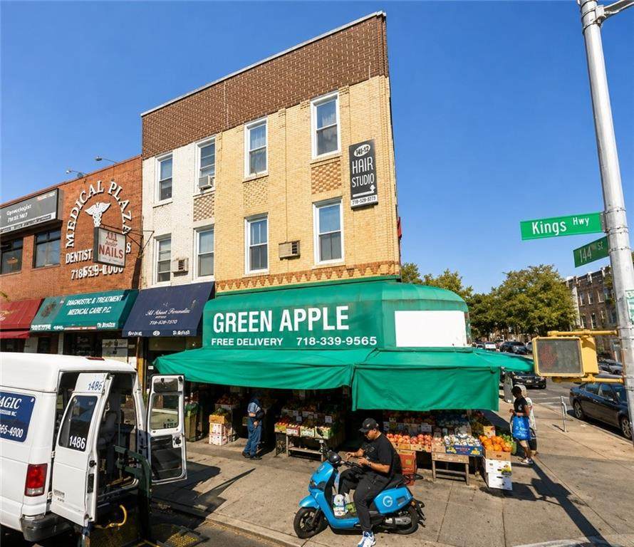 449 Kings Highway - Photo 1