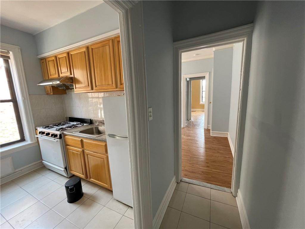 22 Avenue O - Photo 1