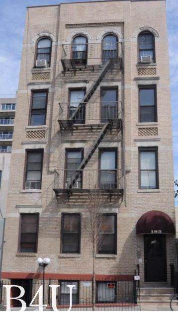 185 20 Street - Photo 1