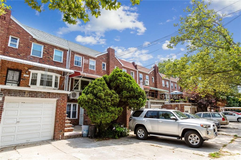 2729 Brown Street - Photo 1