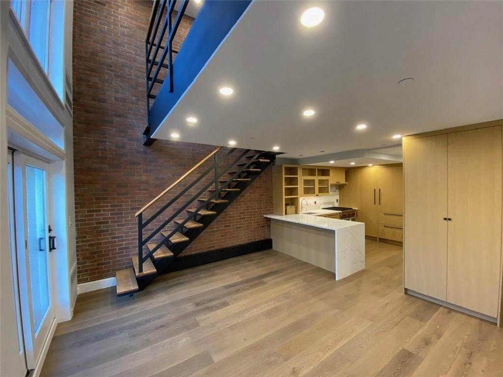 270 12 Street - Photo 1