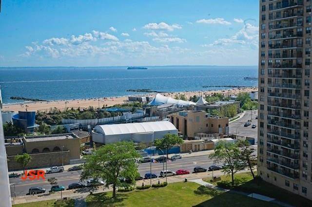 501 Surf Avenue - Photo 1