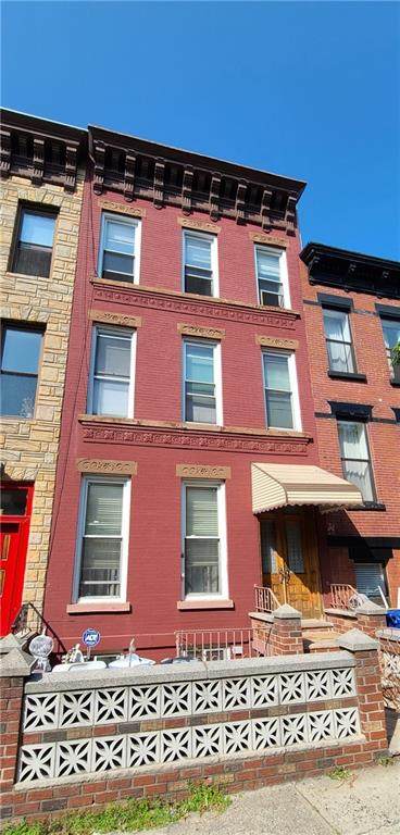 315 7 Street - Photo 1