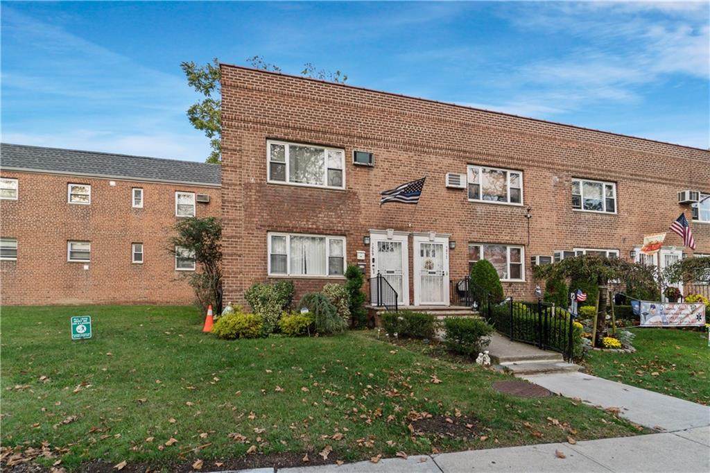 1009 Shore Parkway - Photo 1