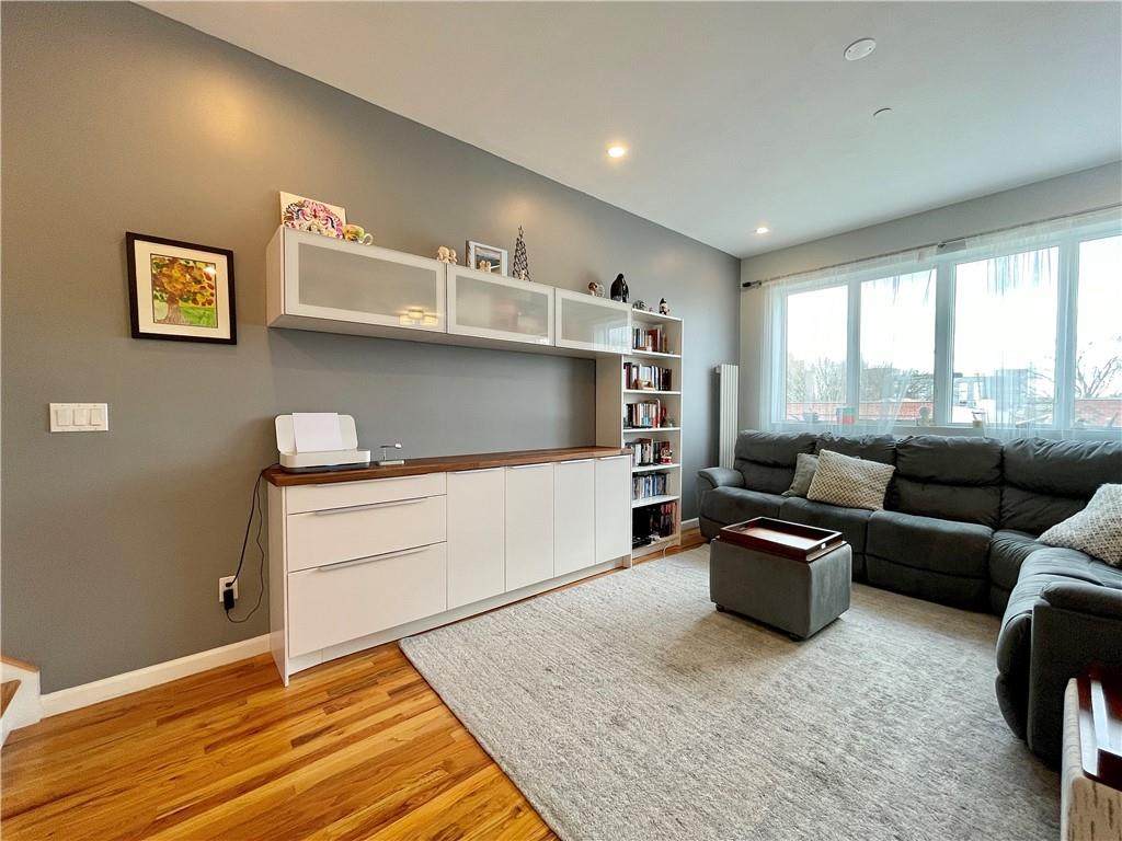 2370 62 Street - Photo 1