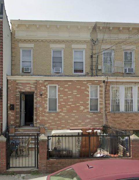1180 40th Street - Photo 1