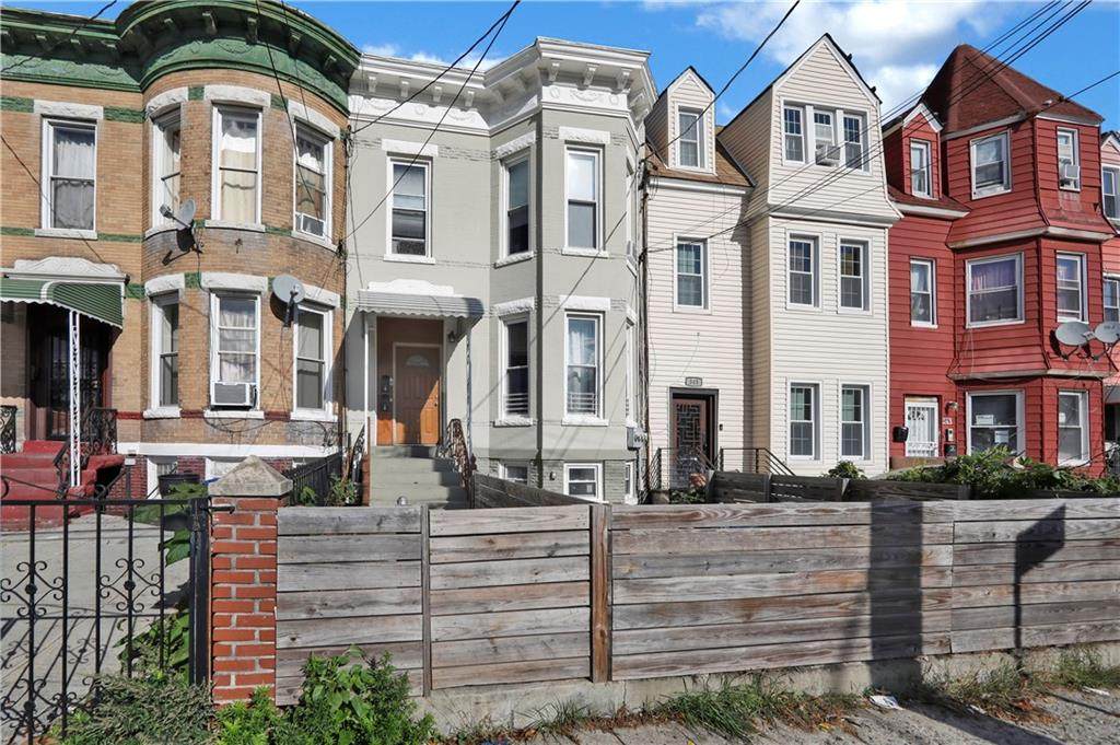 343 Winthrop Street - Photo 1
