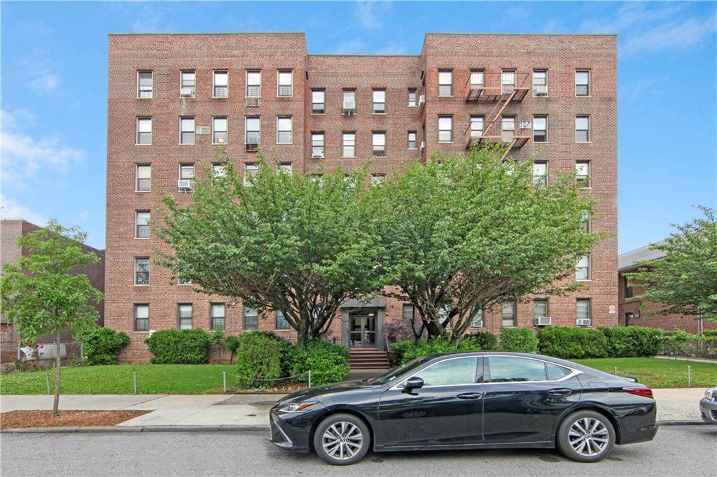 1811 Ocean Parkway - Photo 1