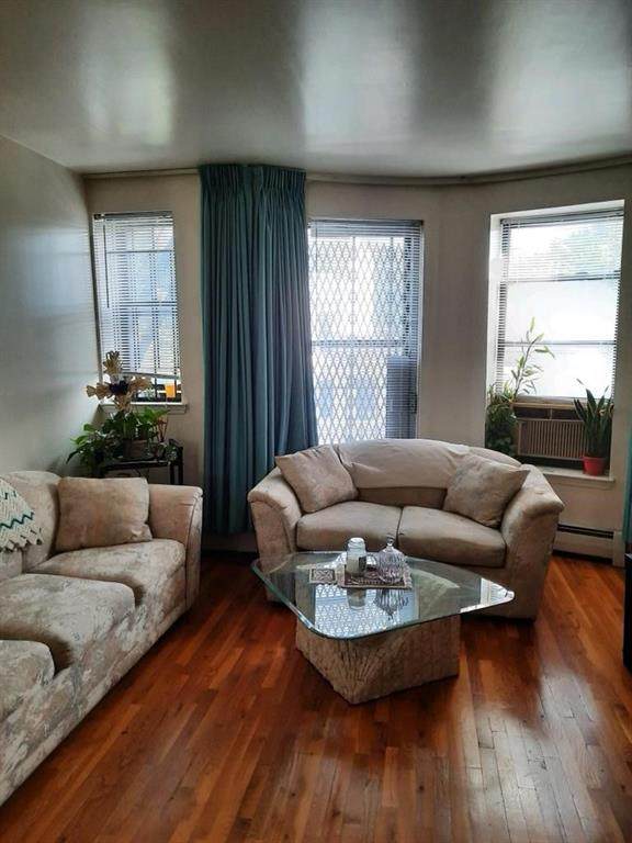 478 Bainbridge Street - Photo 1