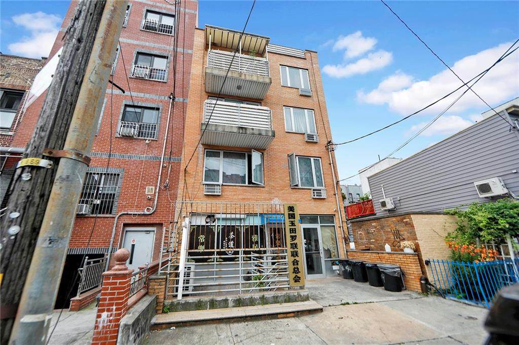 824 49th Street - Photo 1