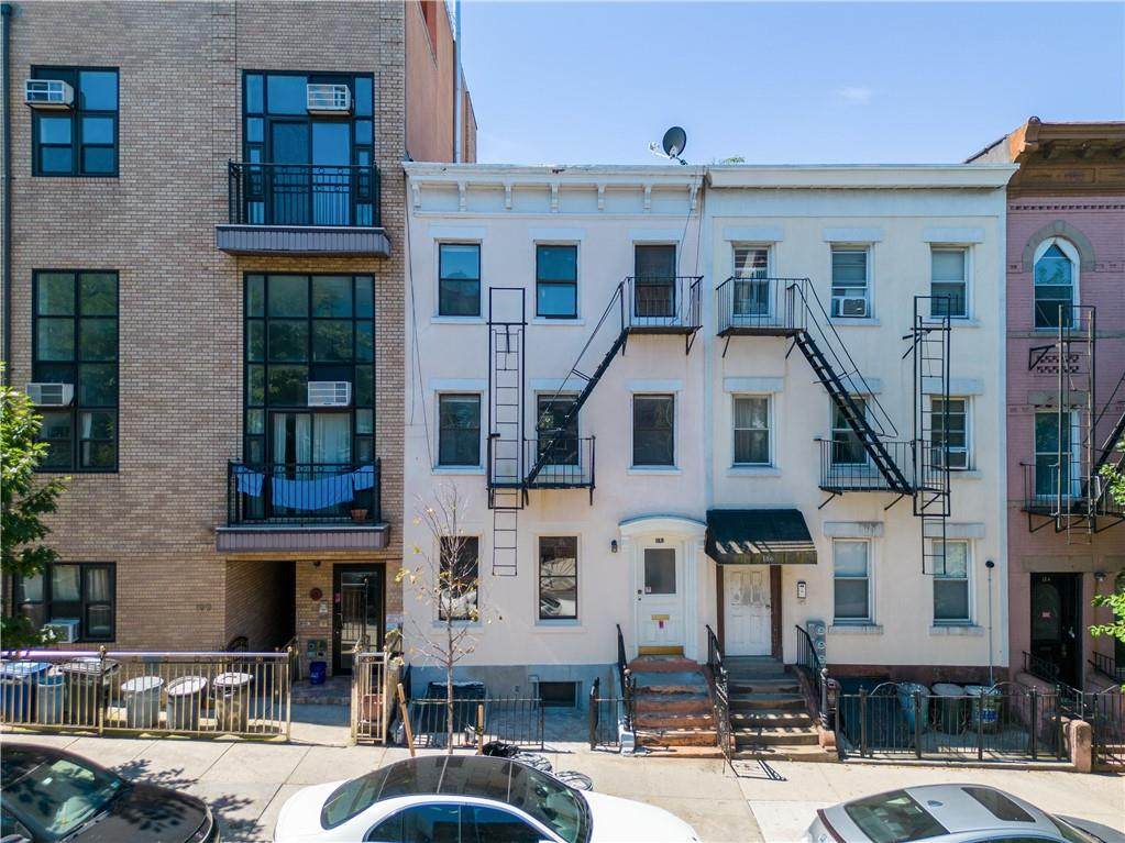 188 22nd Street - Photo 1