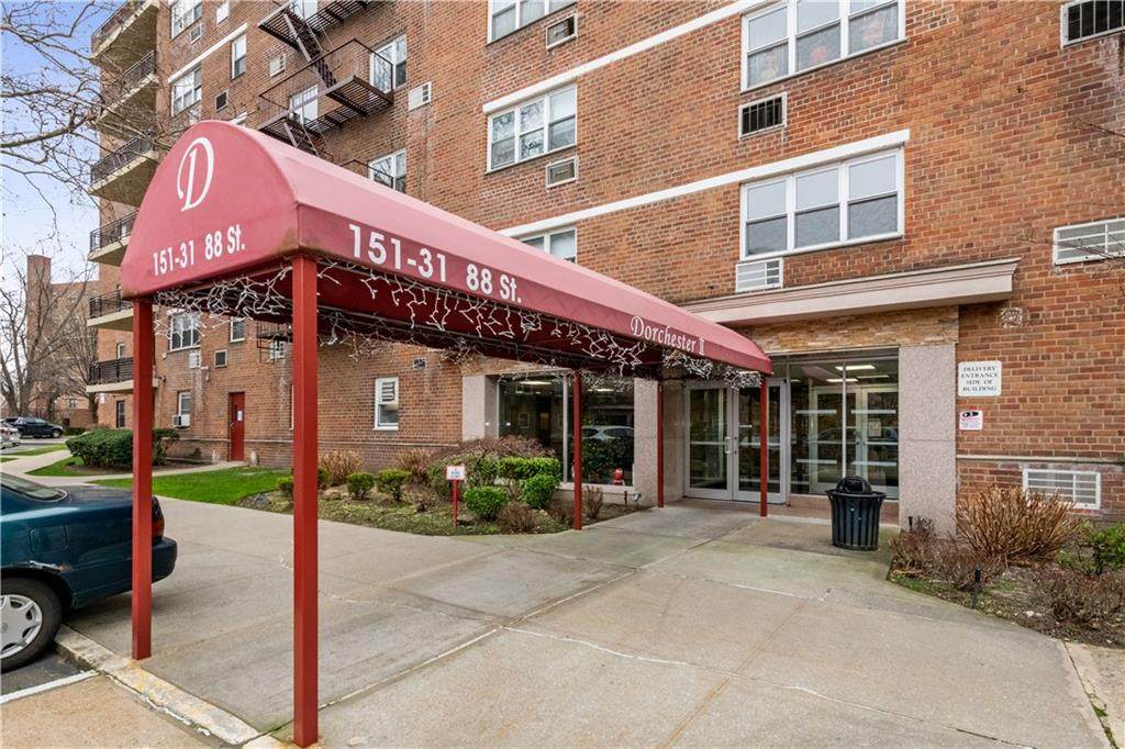 151-31 88th Street - Photo 1