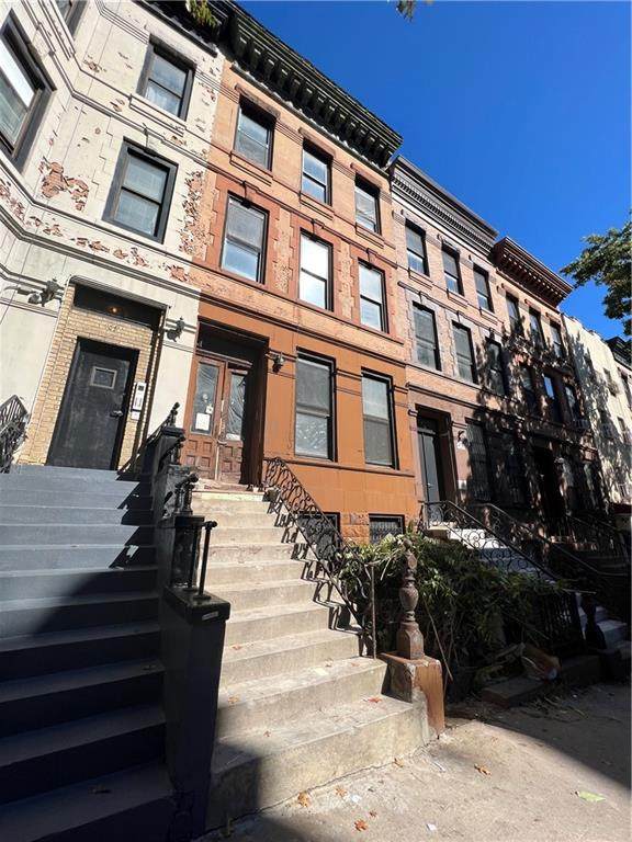 467 147th Street - Photo 1