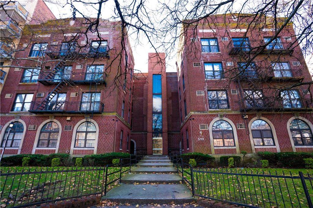 510 Ocean Parkway - Photo 1