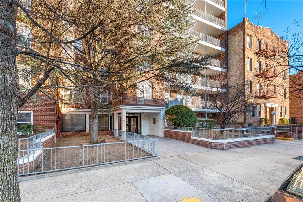 2035 7th Street - Photo 1