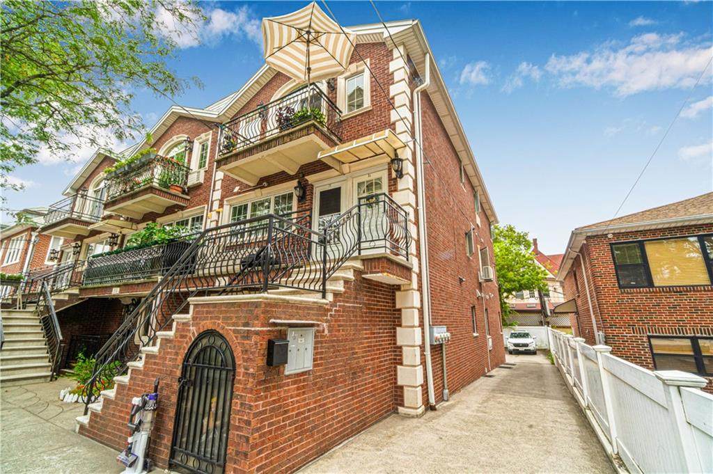 57 Bay 31st Street - Photo 1