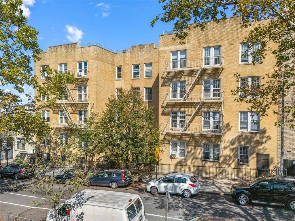 521 41st Street - Photo 1