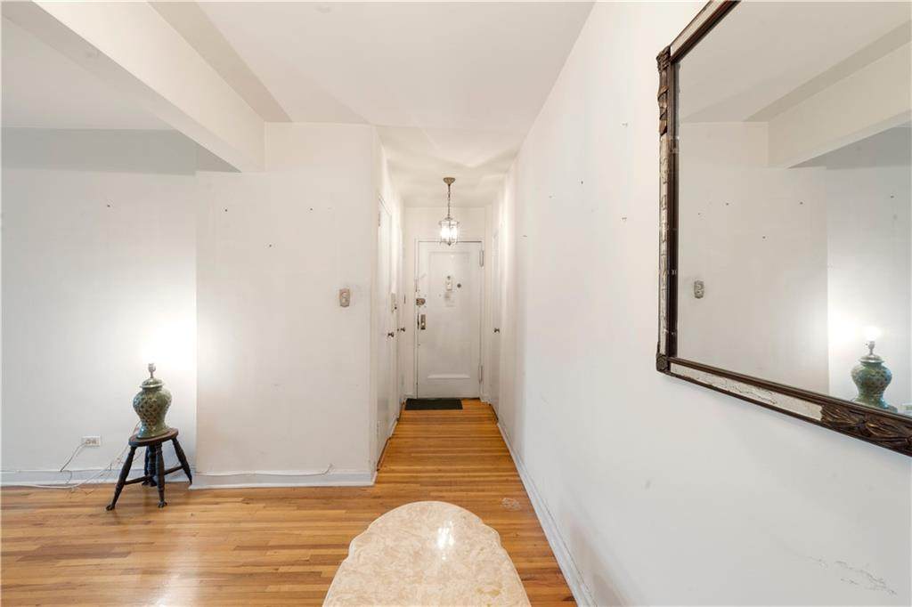 https://bt-photos.global.ssl.fastly.net/brooklyn/orig_boomver_2_500859-2.jpg