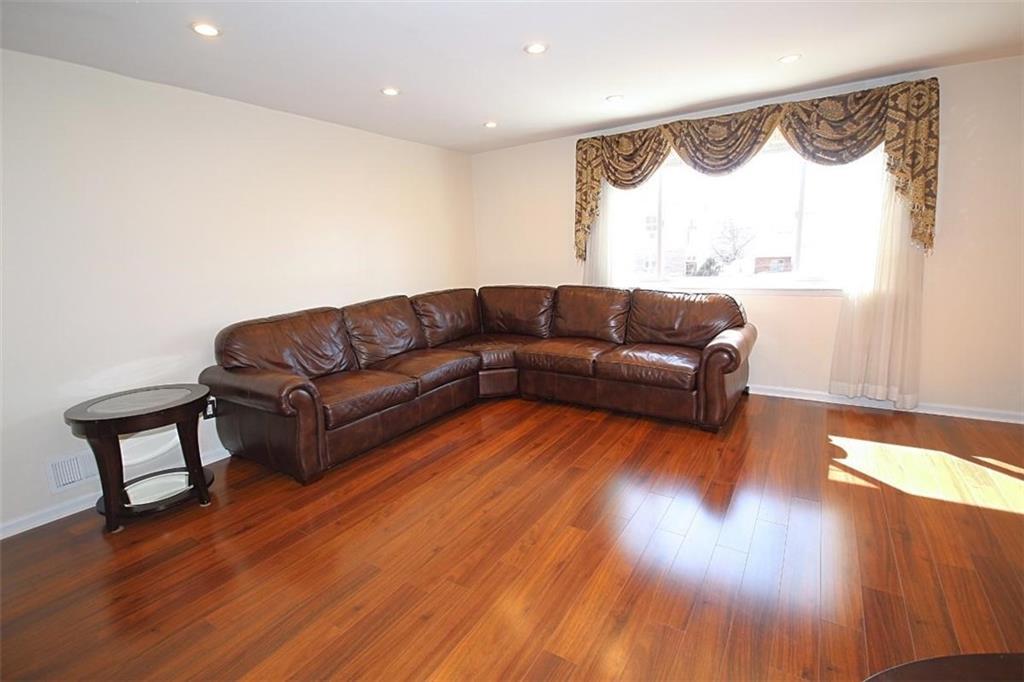 1418 66 Street - Photo 1