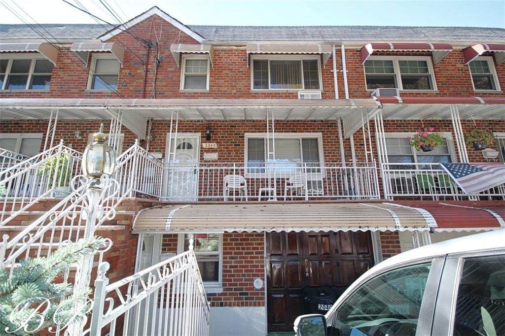 2040 68 Street - Photo 1