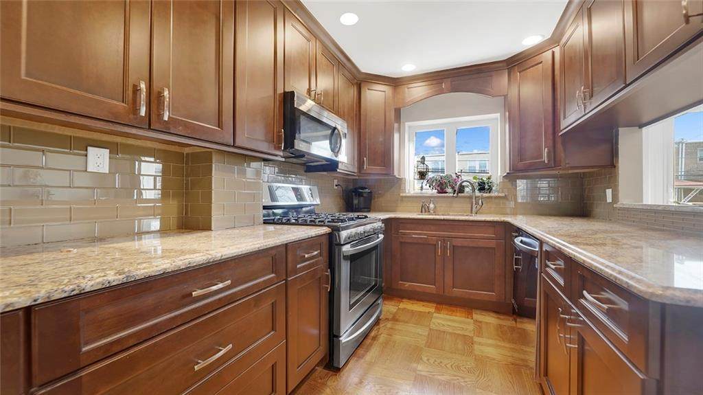 2215 27th Street - Photo 1