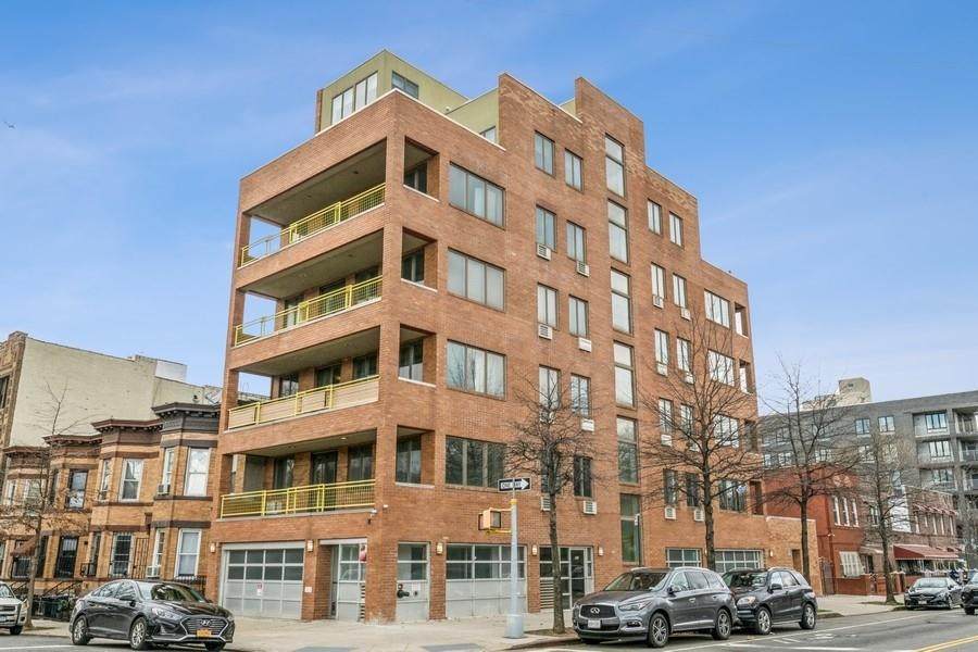 811 5th Avenue - Photo 1
