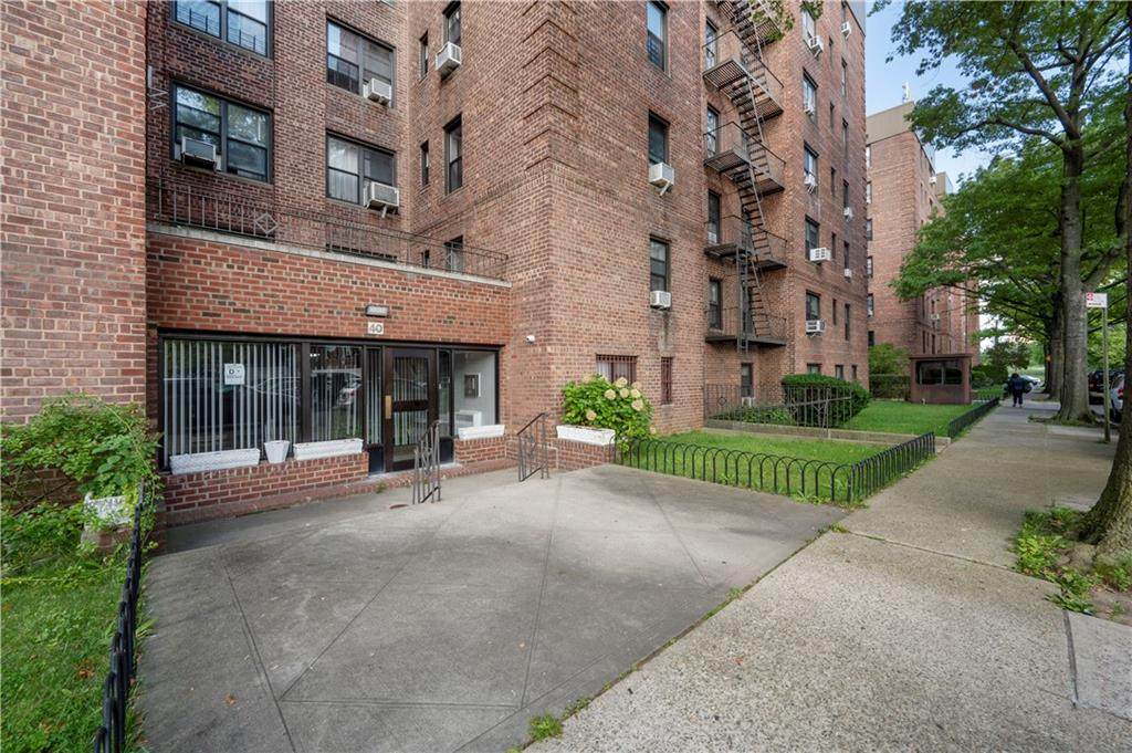 40 43rd Street - Photo 1
