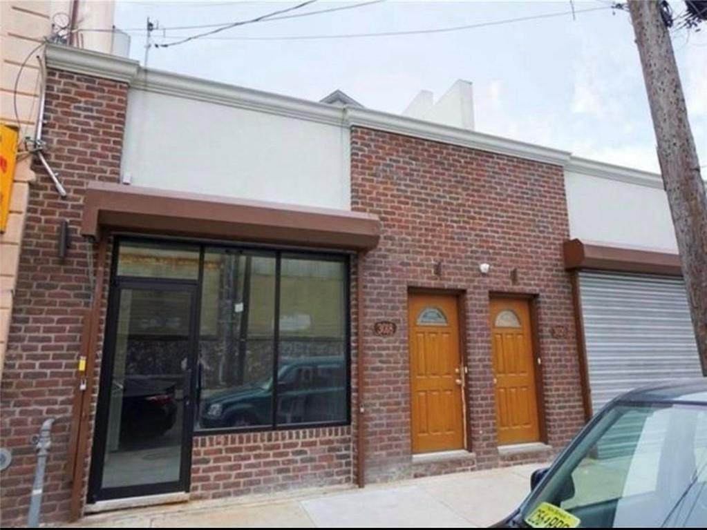 3018 Richmond Terrace - Photo 1