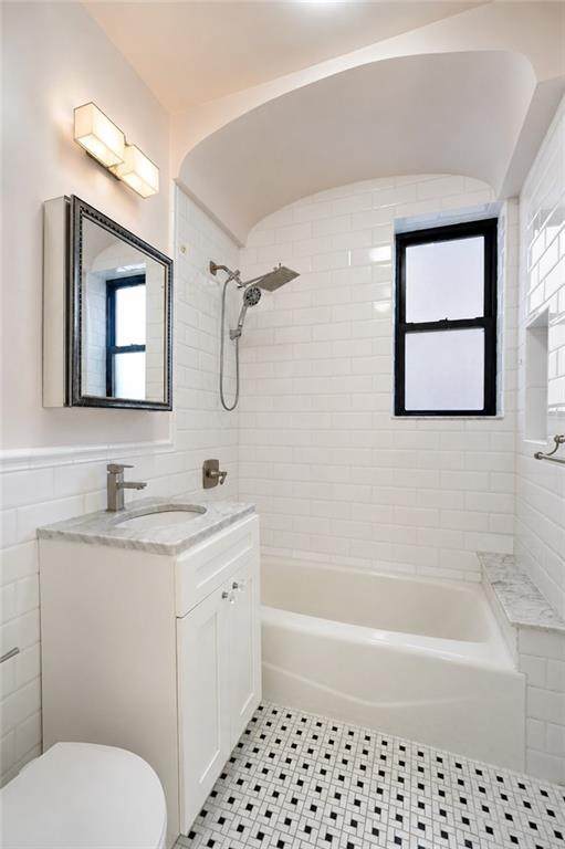 https://bt-photos.global.ssl.fastly.net/brooklyn/orig_boomver_3_502998-2.jpg