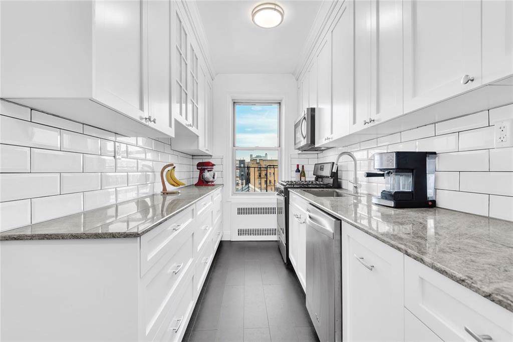 9281 Shore Road - Photo 1